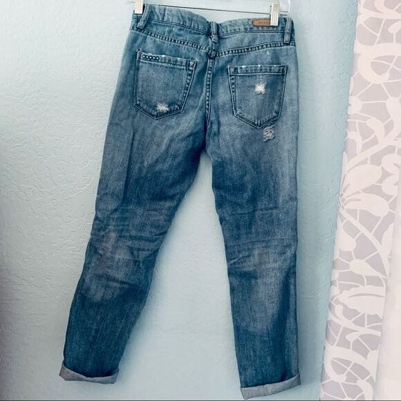 Blank NYC Crop Studded Girlfriend Jeans Size 24 - Picture 10 of 15